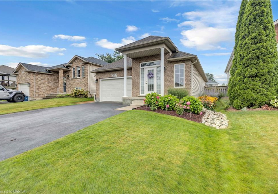 25-sudds-lane-brantford-ontario-40855053