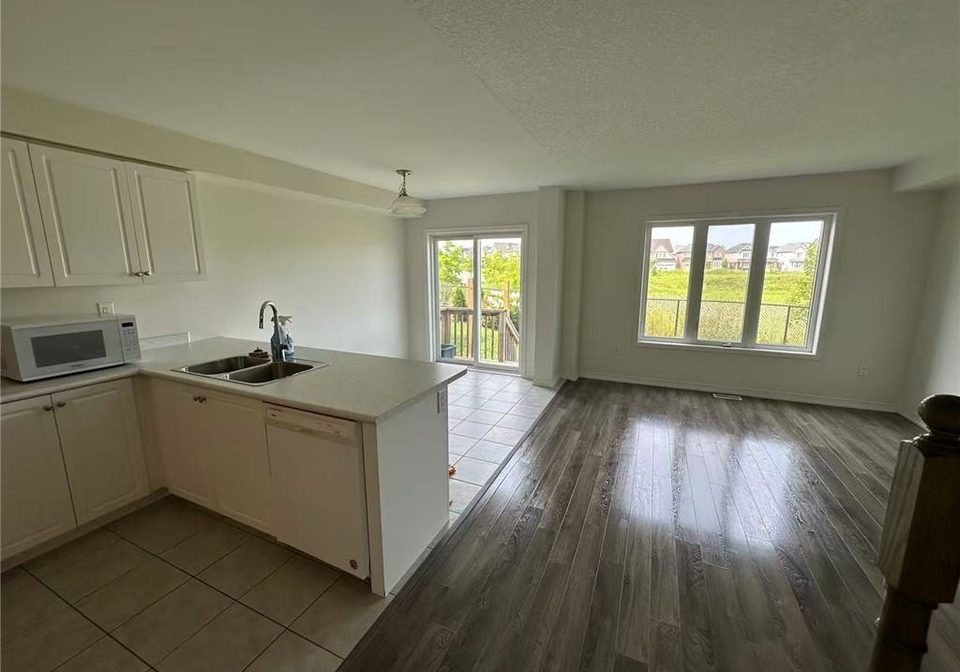 6-butcher-crescent-brantford-ontario-40855062