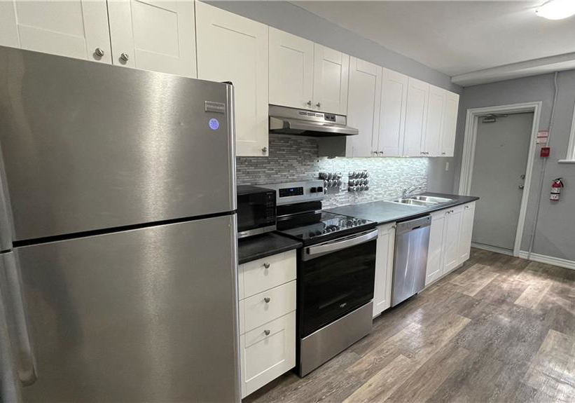 468-main-street-e-hamilton-ontario-40855071