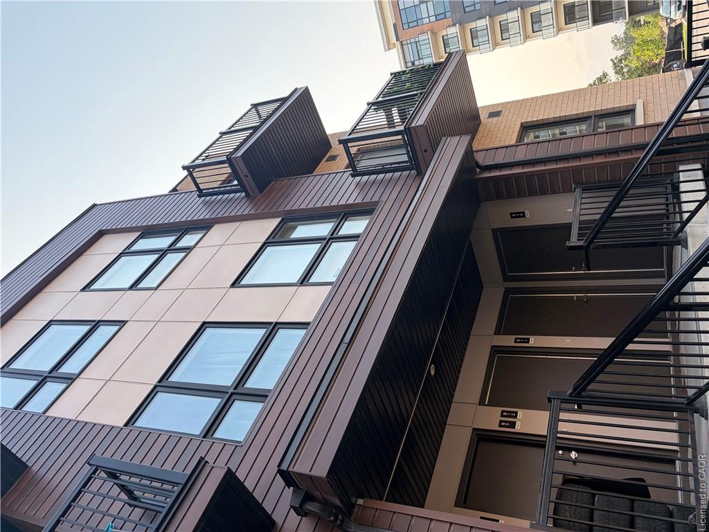 10-palace-street-kitchener-ontario-40855122