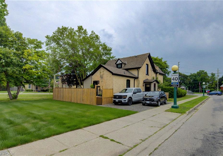 86-st-andrews-street-cambridge-ontario-40855128