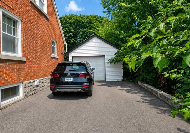 492-courtland-avenue-e-kitchener-ontario-40855143