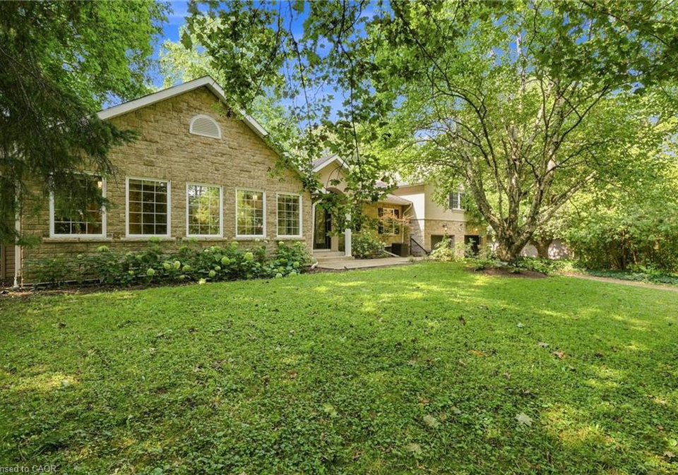 110-old-ancaster-road-dundas-ontario-40855168