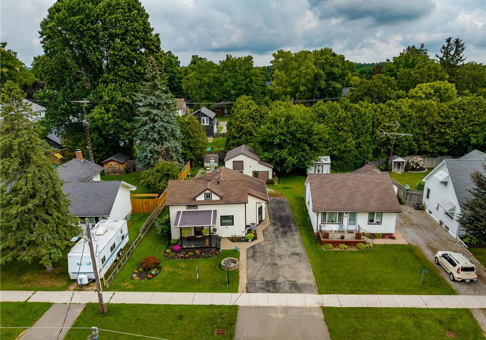 55716-main-street-straffordville-ontario-40855171