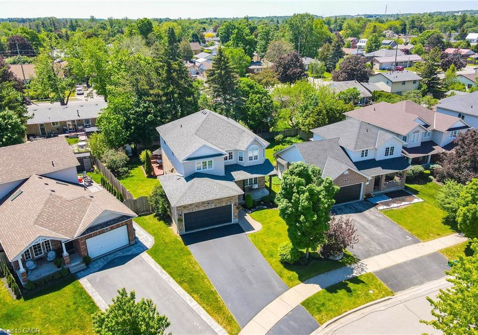 72-beardmore-crescent-acton-ontario-40855175