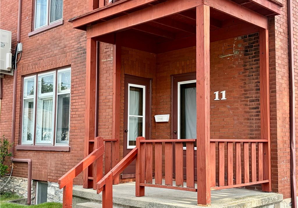 31-regina-street-waterloo-ontario-40855177