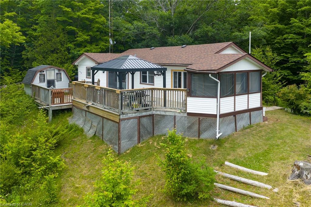 1180-guigue-road-sharbot-lake-ontario-40855179