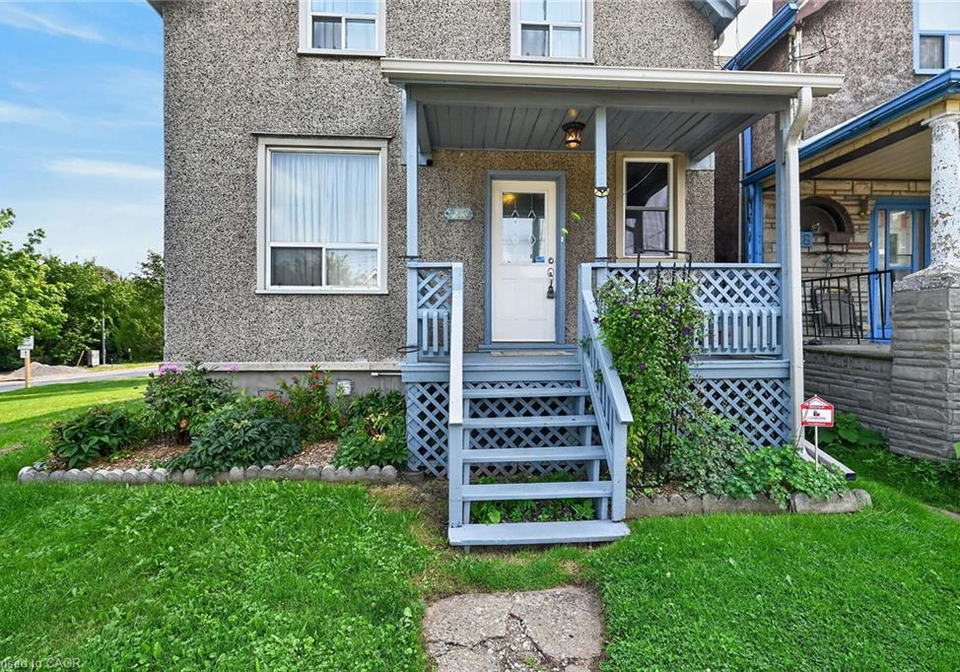 230-picton-street-e-hamilton-ontario-40855189