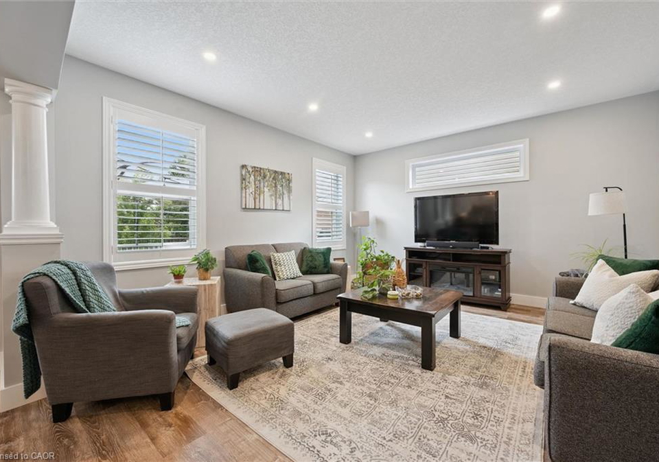 6-whetstone-crescent-guelph-ontario-40855201