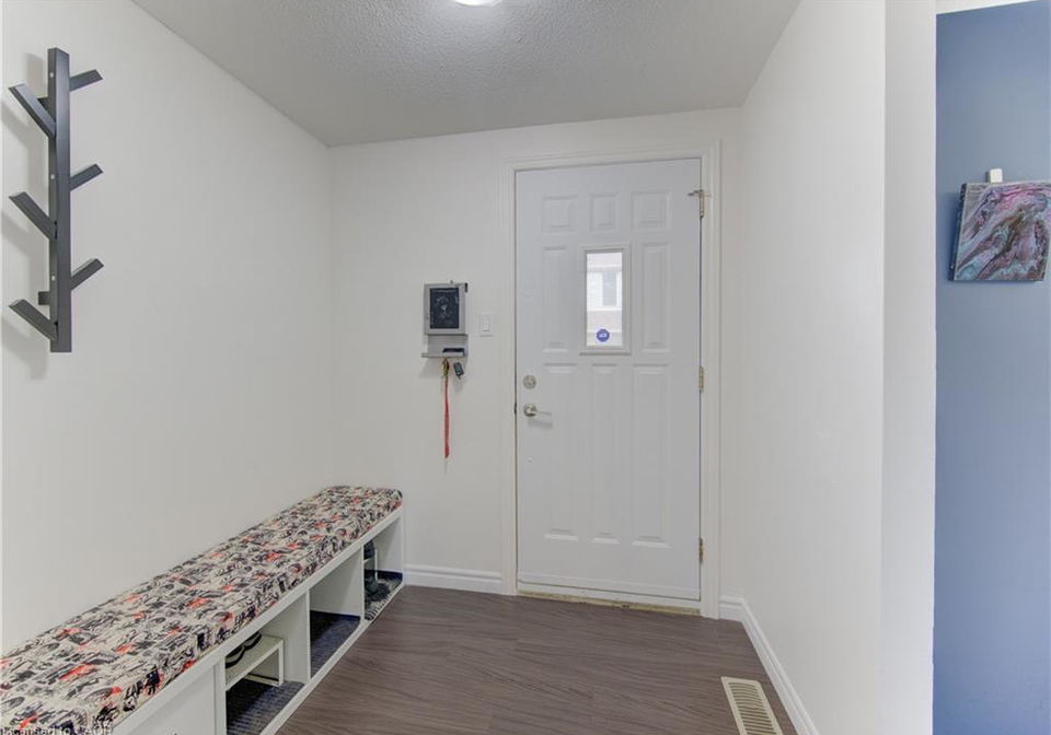 280-thaler-avenue-kitchener-ontario-40855212