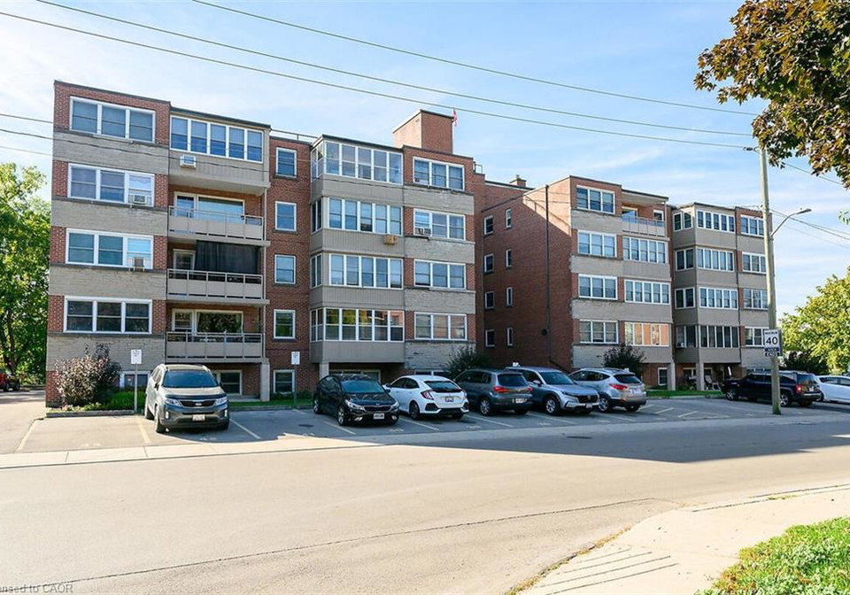 9-grant-boulevard-dundas-ontario-40855233