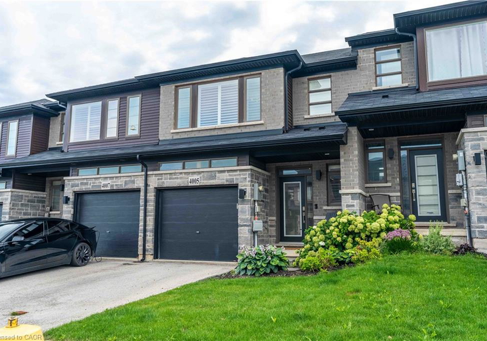 4005-crown-street-beamsville-ontario-40855236