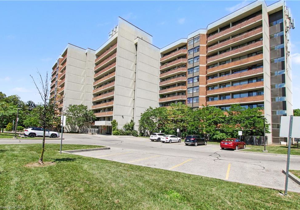 2301-derry-road-w-mississauga-ontario-40855245