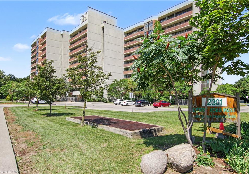 2301-derry-road-w-mississauga-ontario-40855245