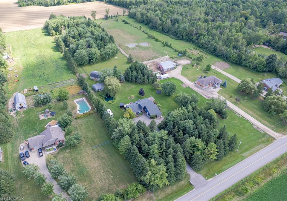6471-15-sideroad-listowel-ontario-40855272