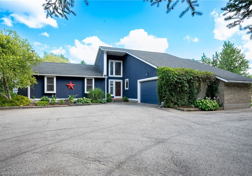6471-15-sideroad-listowel-ontario-40855272