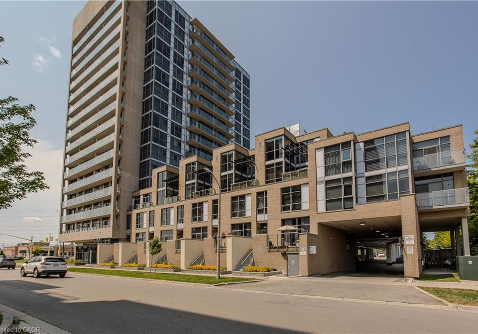 1940-ironstone-drive-burlington-ontario-40855273
