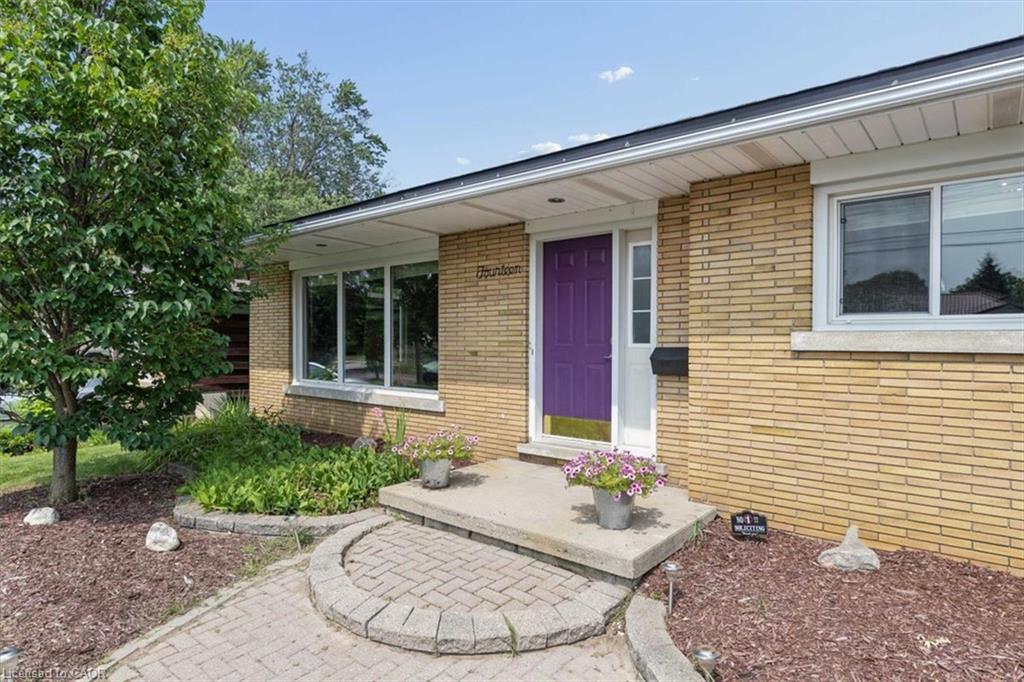 14-cambridge-avenue-kitchener-ontario-40855308