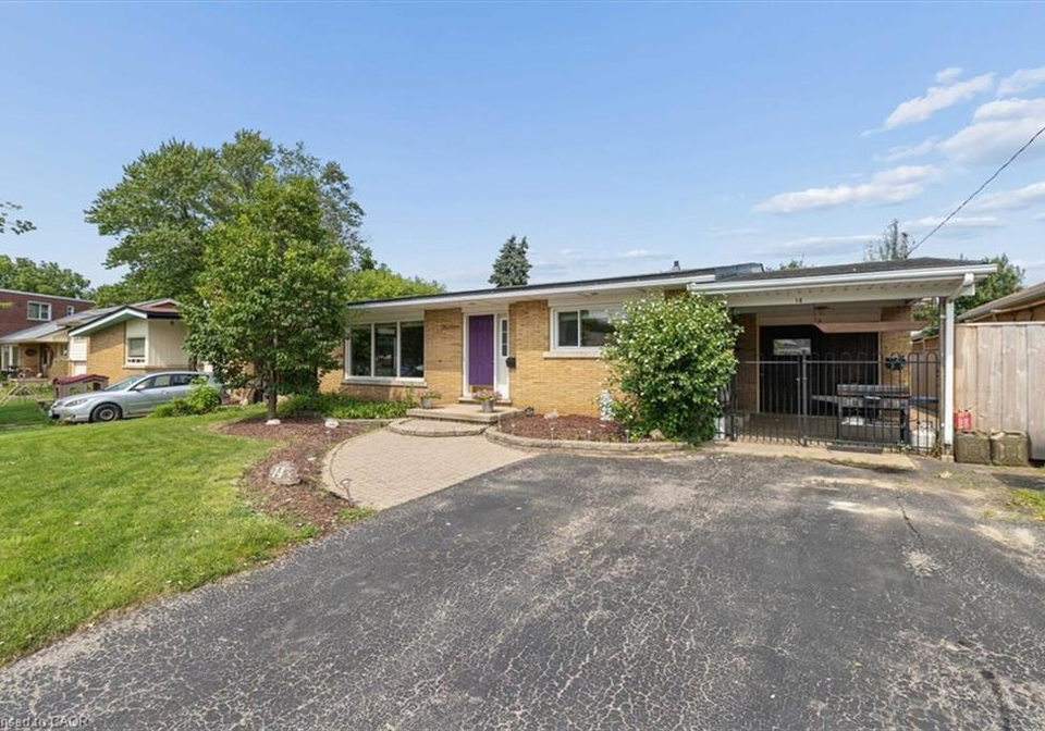14-cambridge-avenue-kitchener-ontario-40855308