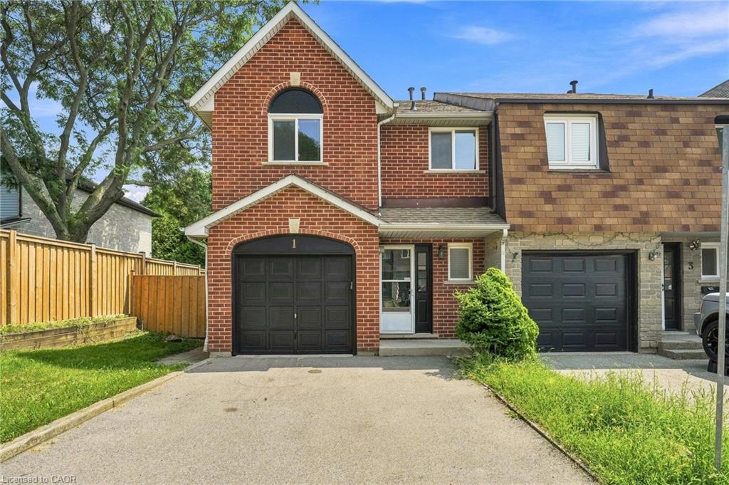1-perthshire-court-hamilton-ontario-40855313