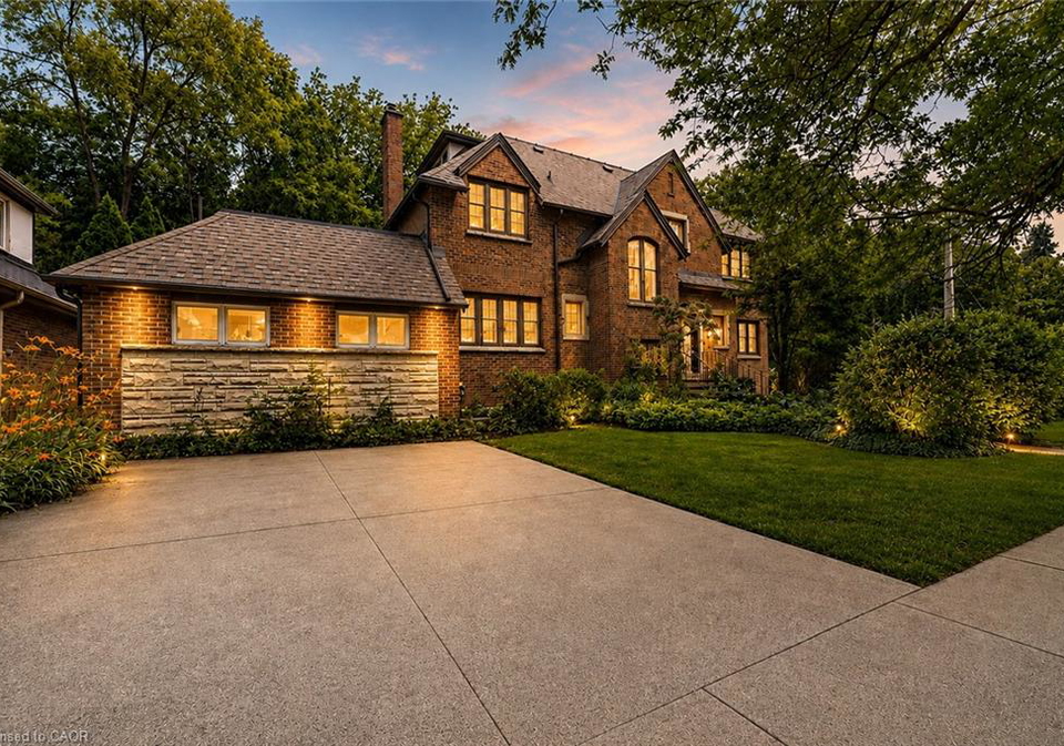 4-forsyth-avenue-n-hamilton-ontario-40855330