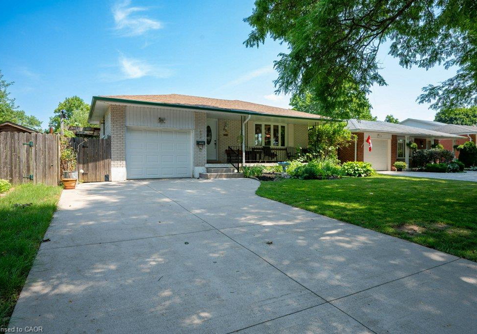 634-cedargrove-place-waterloo-ontario-40855348