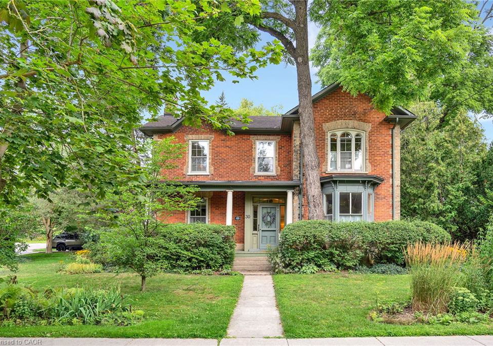 30-moir-street-elora-ontario-40855392