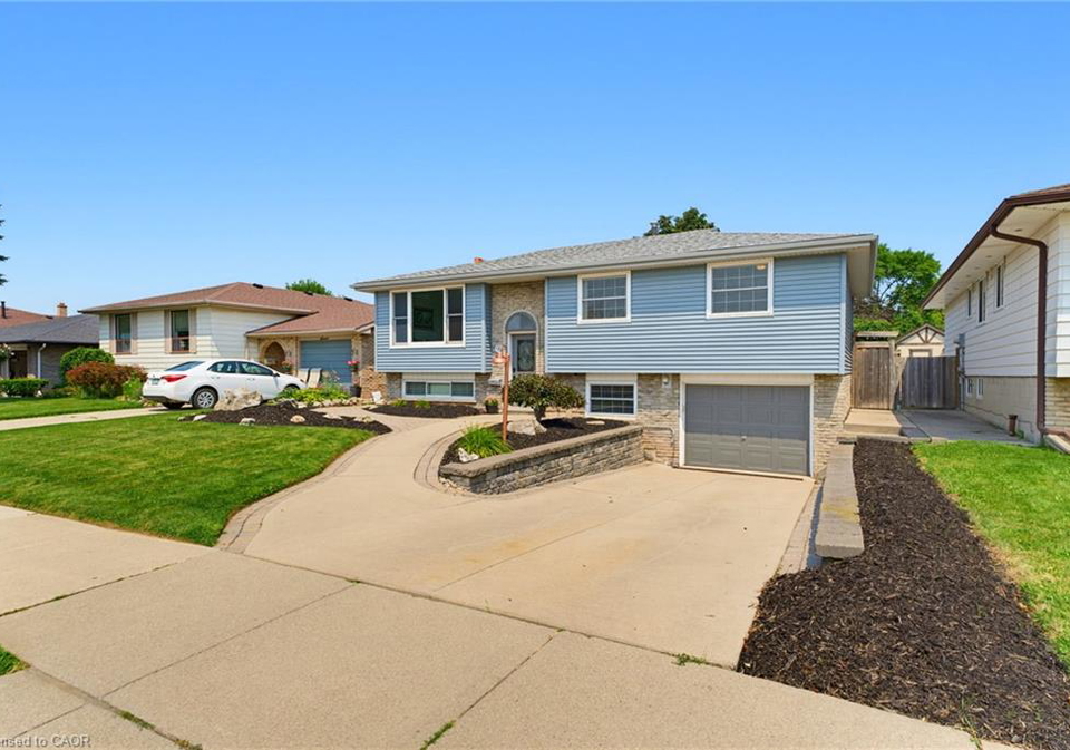 9-carpenter-avenue-hamilton-ontario-40855413