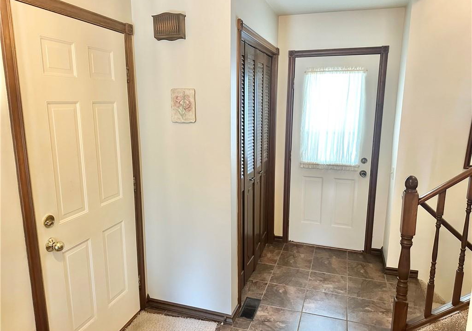44-douglas-avenue-simcoe-ontario-40855419