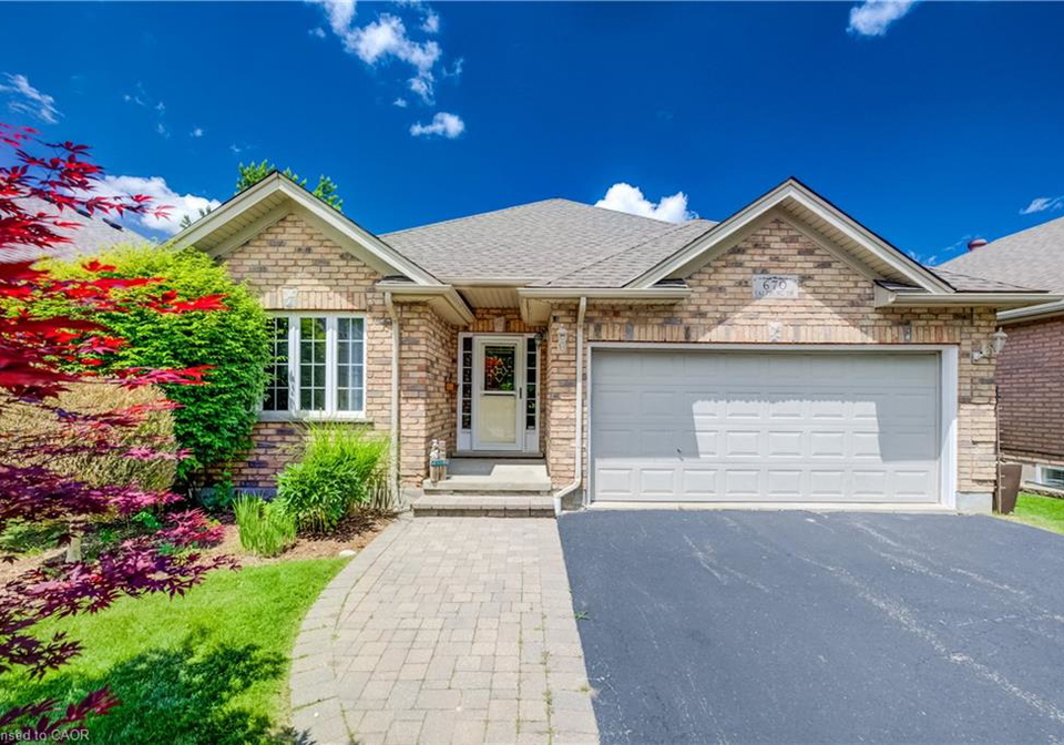 670-salzburg-drive-waterloo-ontario-40855424