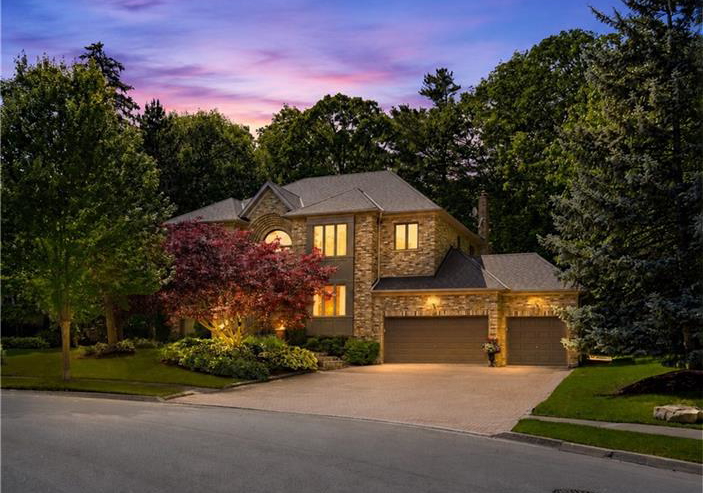 1121-forestvale-drive-burlington-ontario-40855428