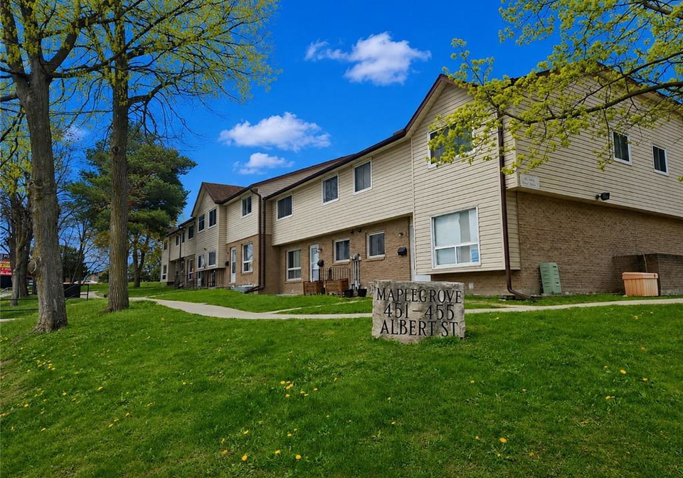 451-albert-street-waterloo-ontario-40855431