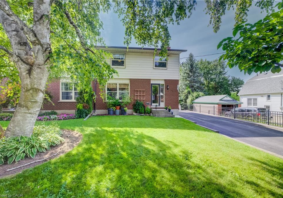 124-queensway-drive-st-jacobs-ontario-40855436