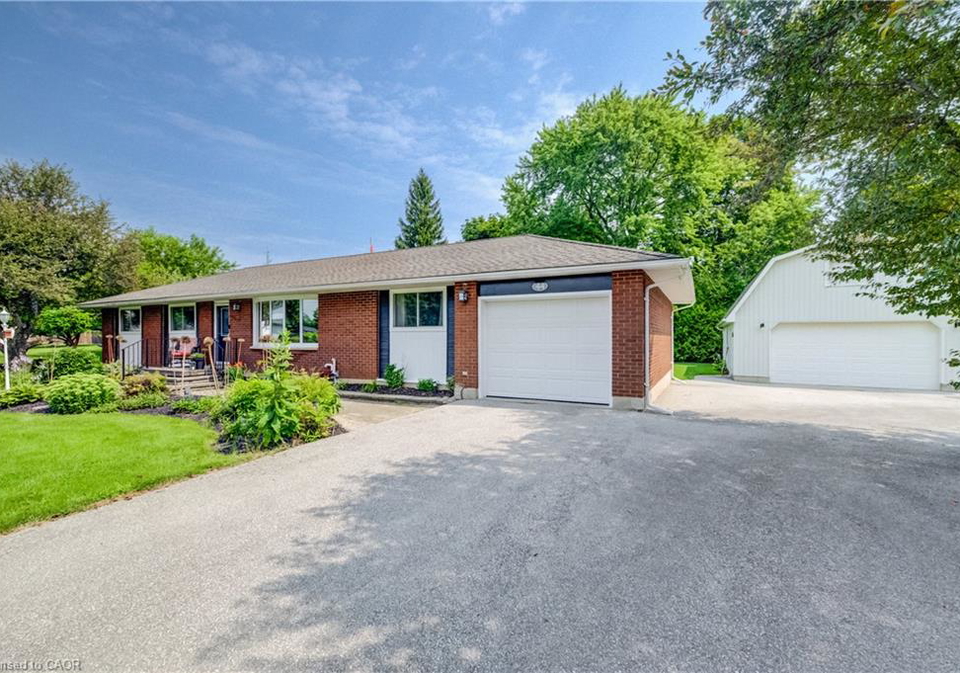 44-oakwood-drive-cambridge-ontario-40855442