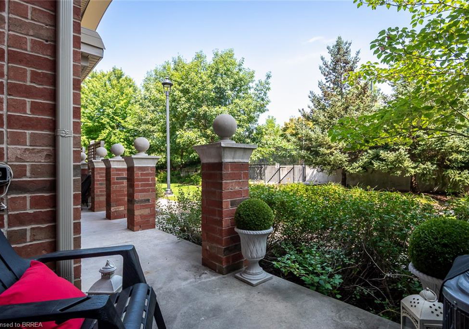 2563-sixth-line-oakville-ontario-40855449