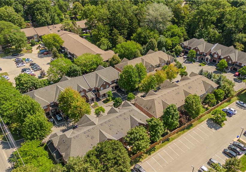 2410-woodward-avenue-burlington-ontario-40855472