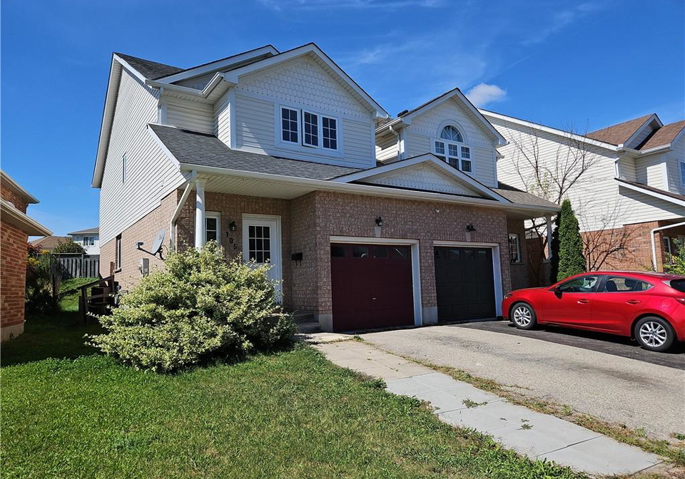 105-activa-avenue-kitchener-ontario-40855502