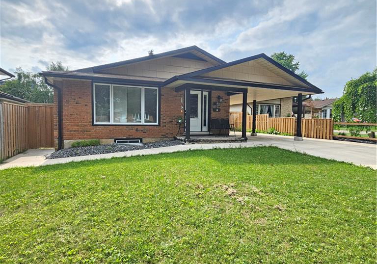 52-selkirk-court-kitchener-ontario-40855509