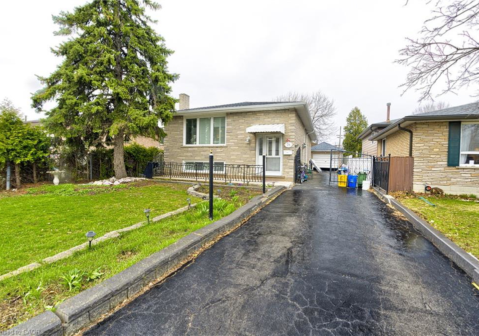 78-markson-crescent-hamilton-ontario-40855531