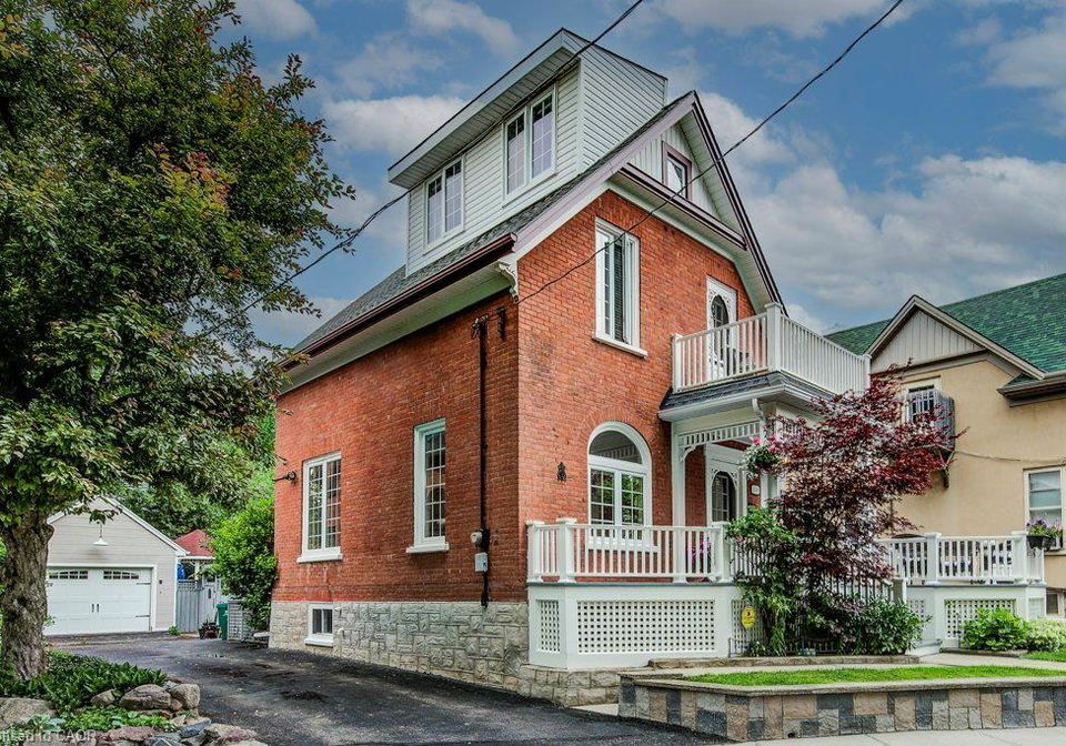 138-water-street-s-kitchener-ontario-40855605