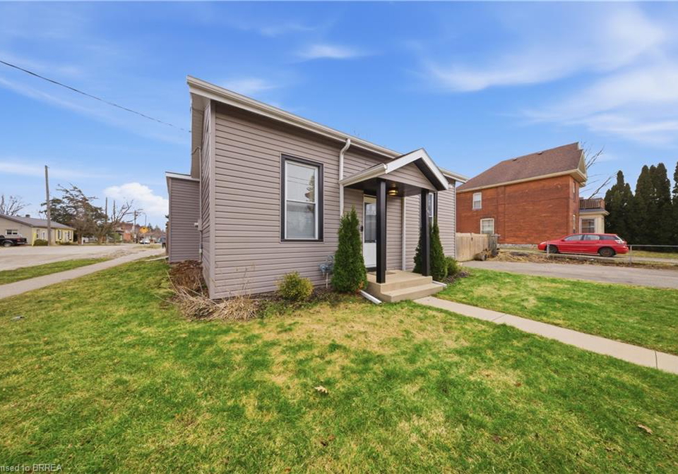 64-richardson-street-brantford-ontario-40855632