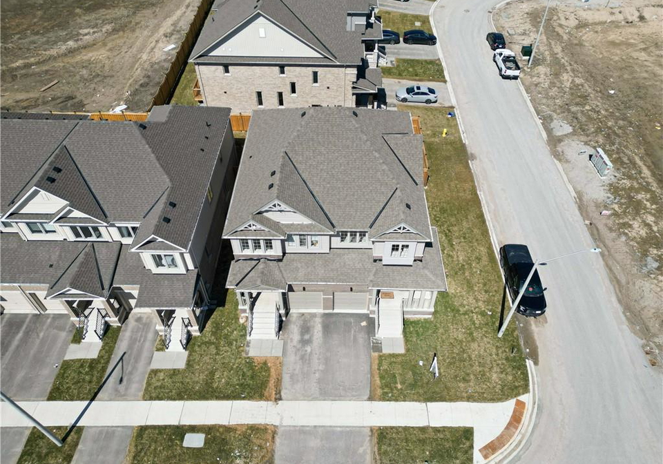 111-sagewood-avenue-barrie-ontario-40855636