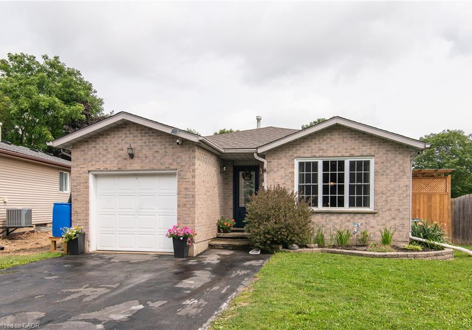 149-bier-crescent-new-hamburg-ontario-40855681