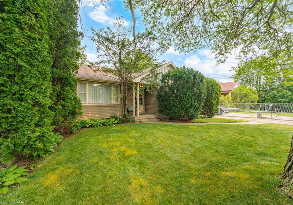 25-arch-road-mississauga-ontario-40855685