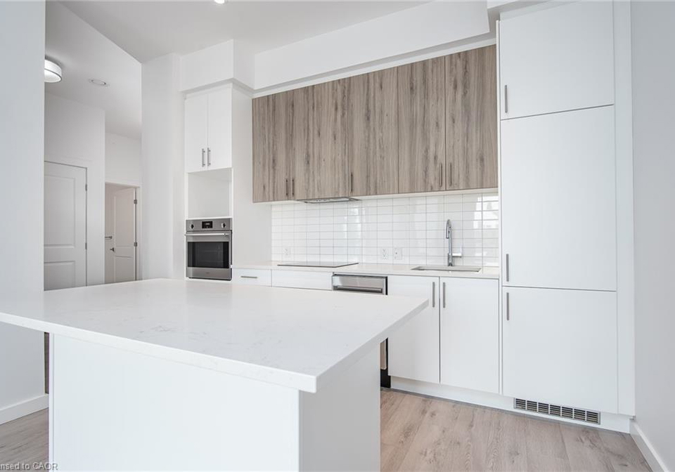 181-king-street-s-waterloo-ontario-40855701