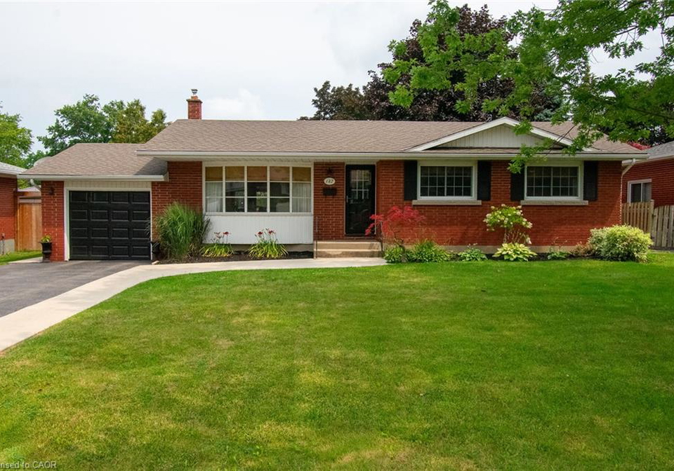 127-cleary-avenue-dunnville-ontario-40855721