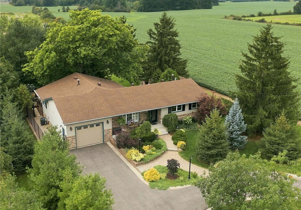 86-erie-avenue-s-fisherville-ontario-40855722