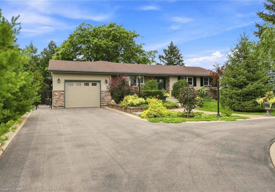 86-erie-avenue-s-fisherville-ontario-40855722