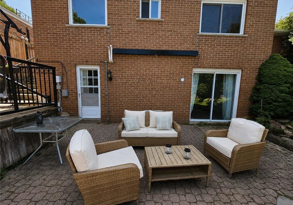 2351-woking-crescent-mississauga-ontario-40855753