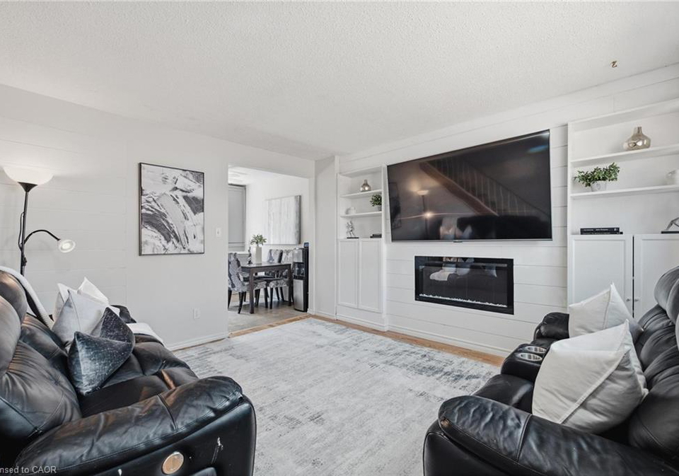 164-jansen-avenue-kitchener-ontario-40855759